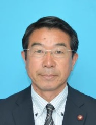 山本 半治