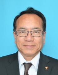 小出 義一