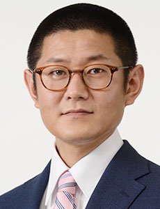 かみじょう 亮一