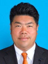 山田 たかお