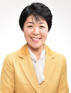岩渕 彩子