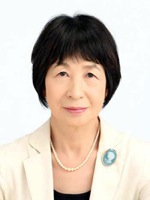 鴨 桃代