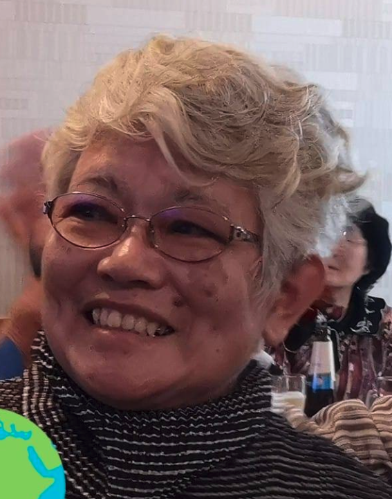仲栄真 エミコ