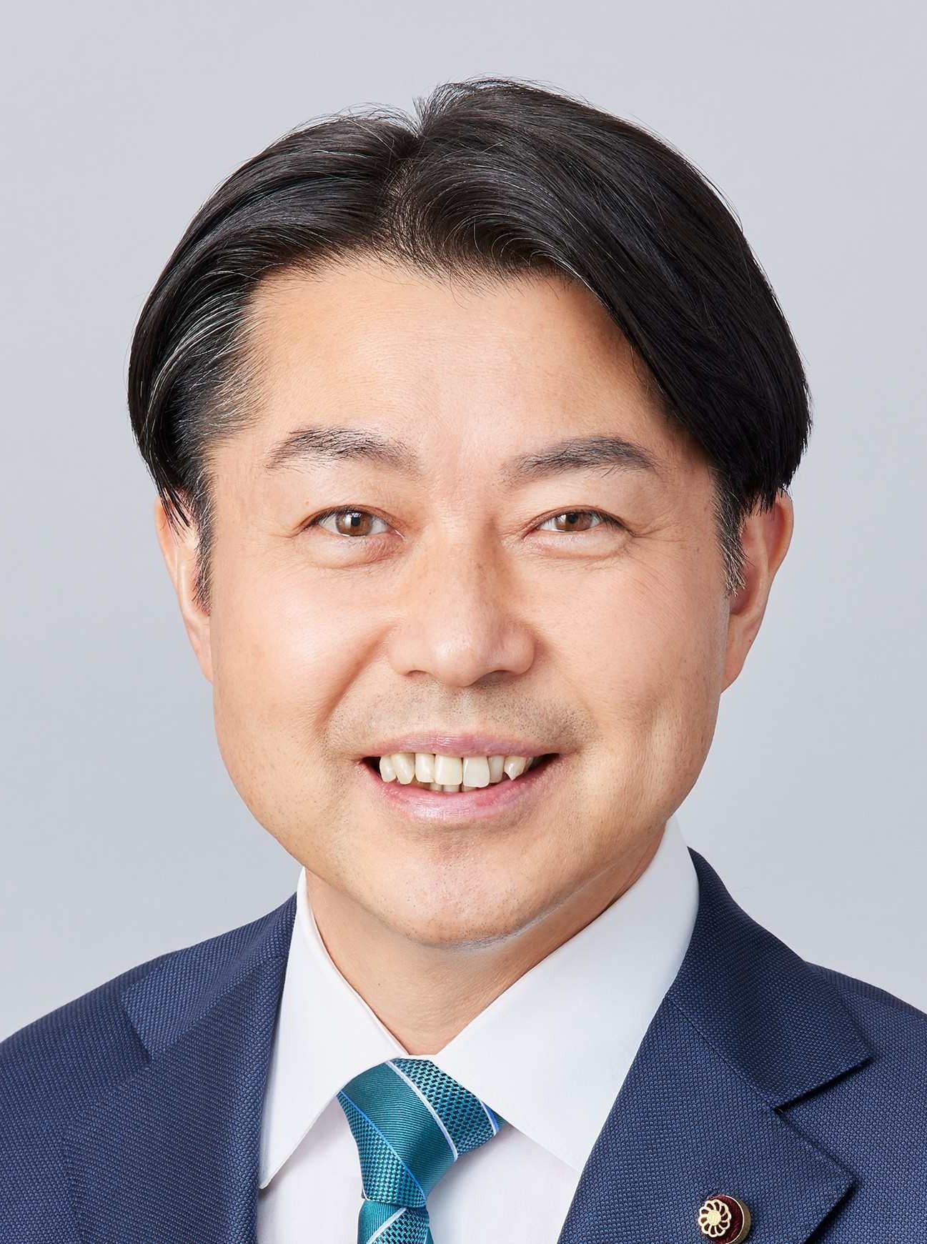 いしとび 厚治