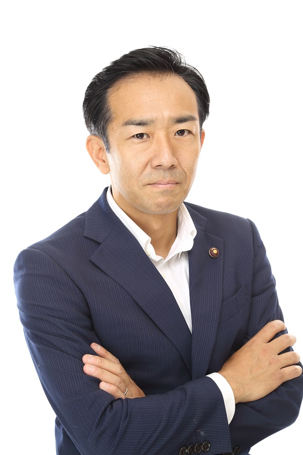 あおしか 公男