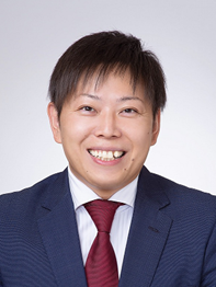 いわさき よしや