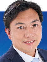 山中 貴史