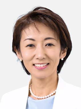山根 えいこ