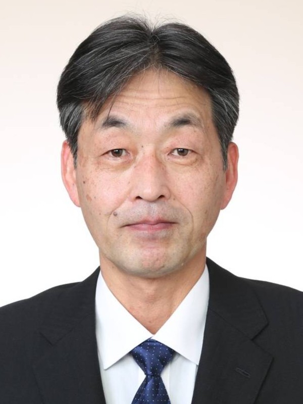 山見 としお