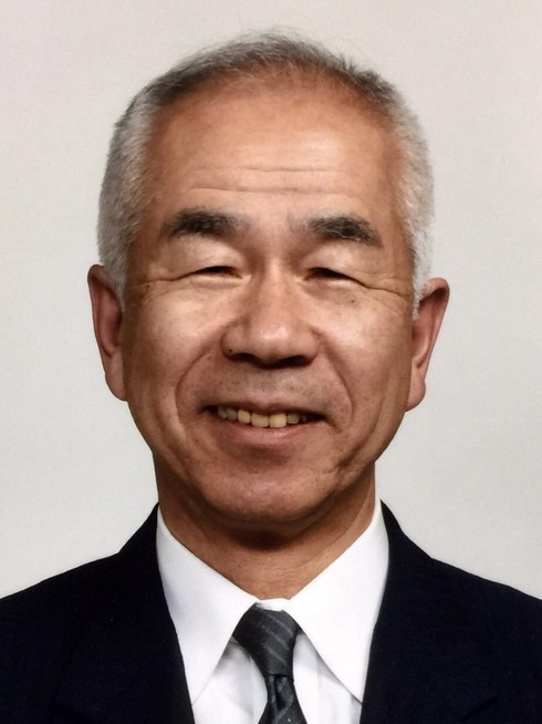 真貝 政昭