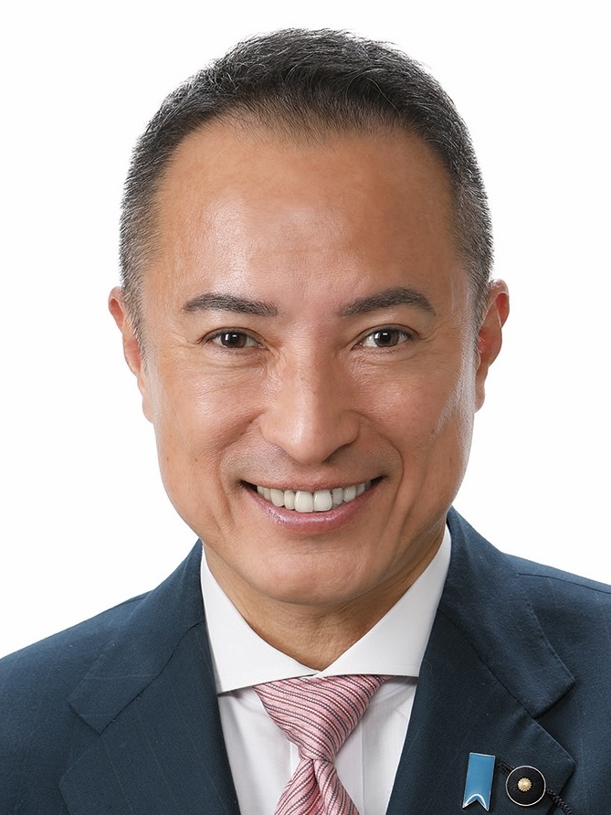 松長 やすゆき