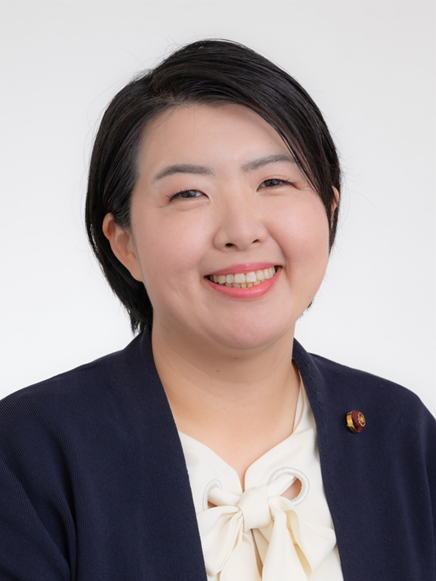 川島 あゆみ