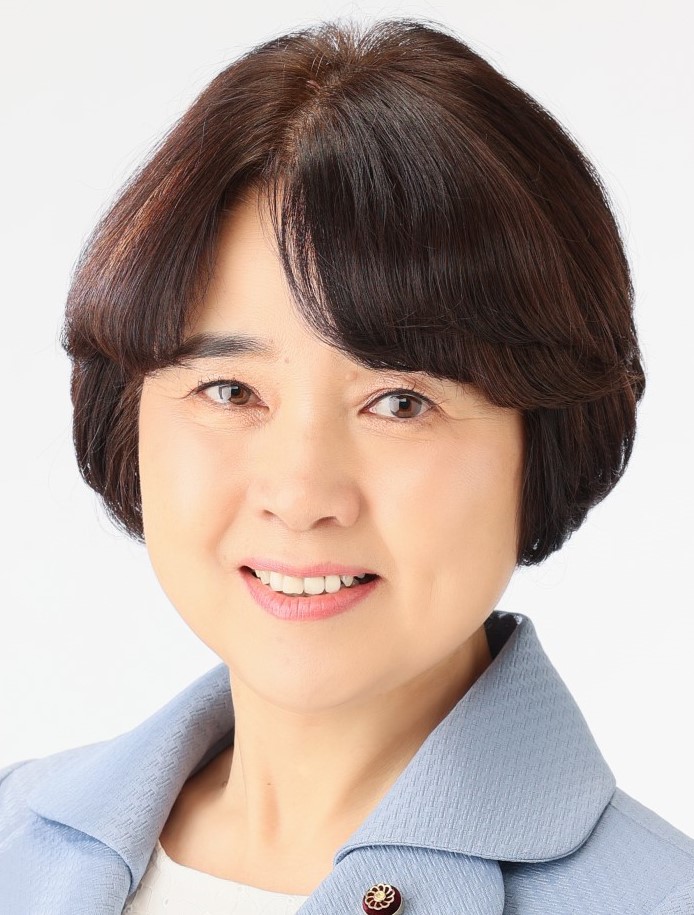 四本 なおみ
