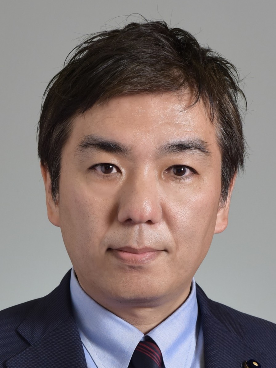 秋丸 健一郎