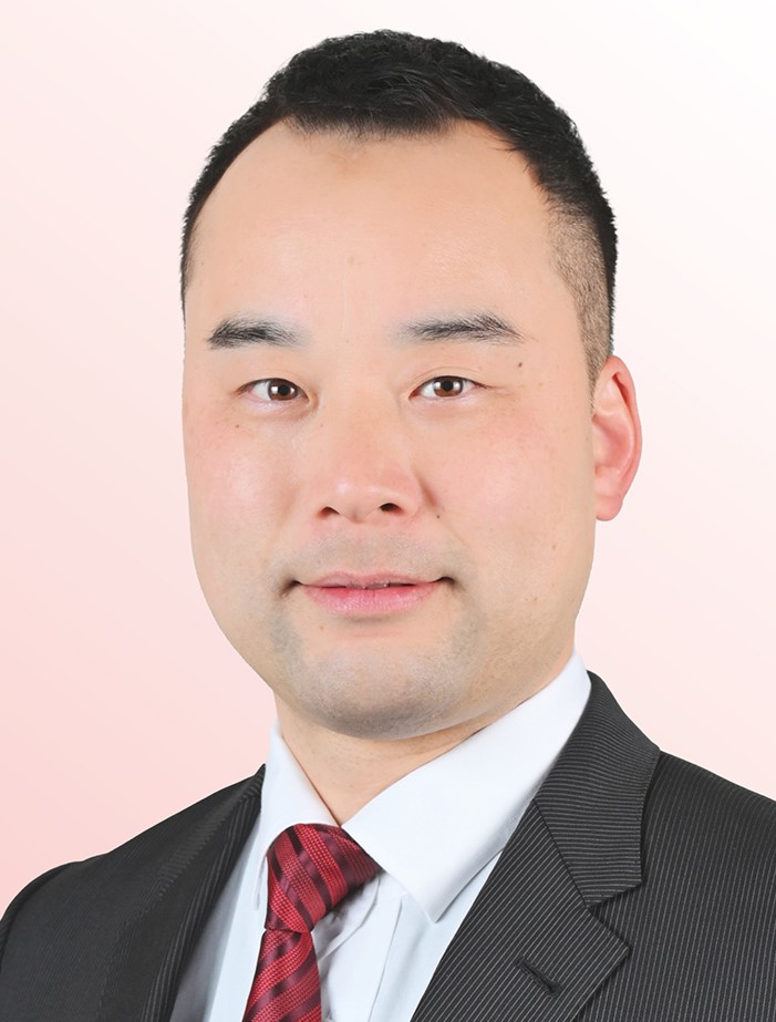 小谷 英介