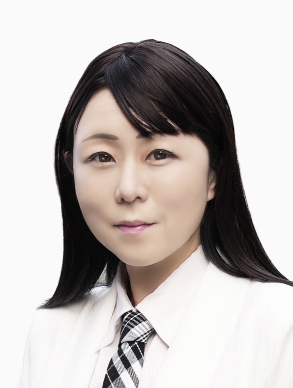 平岡 真奈美