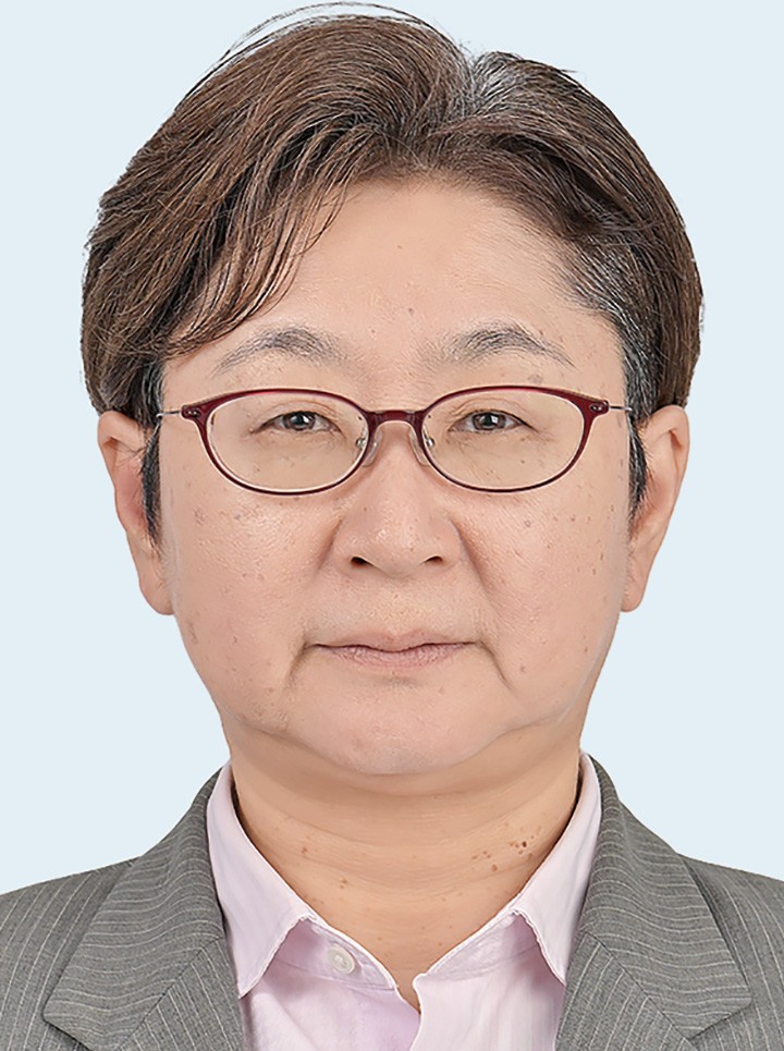 河合 綾