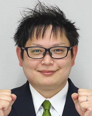 内山 ゆうすけ