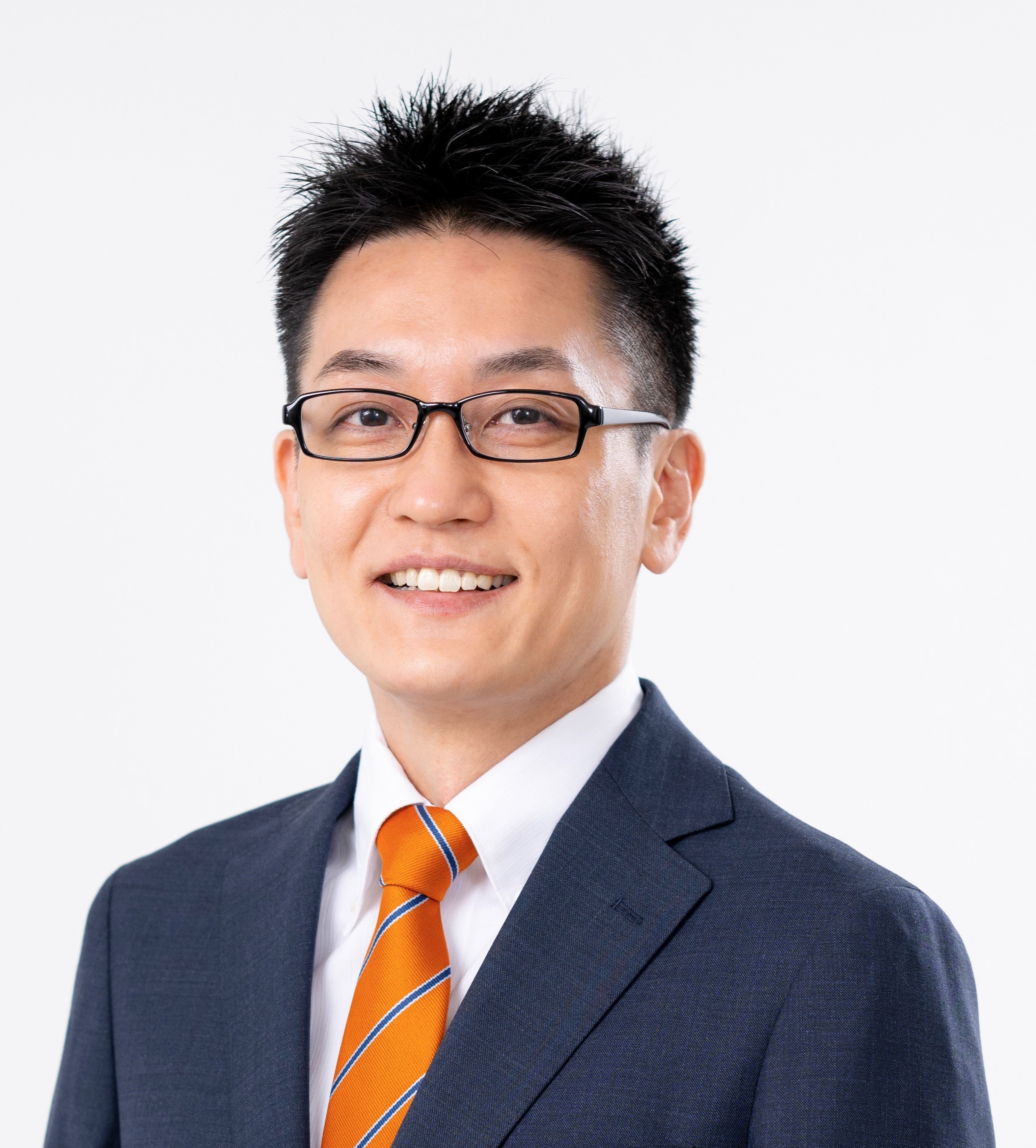 依田翼
