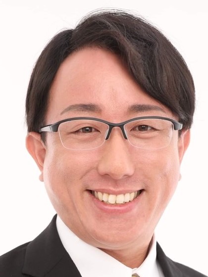 安藤 よしひで