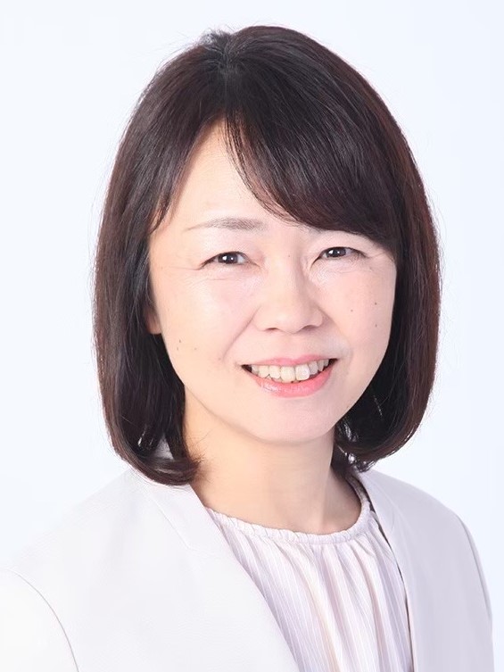 田中 律子