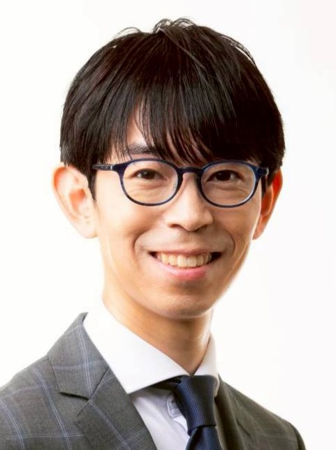 みなと 隆介