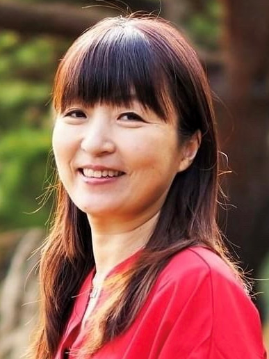 根本 ひろこ