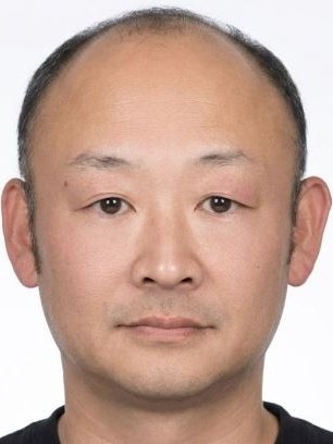 岸 よしひろ