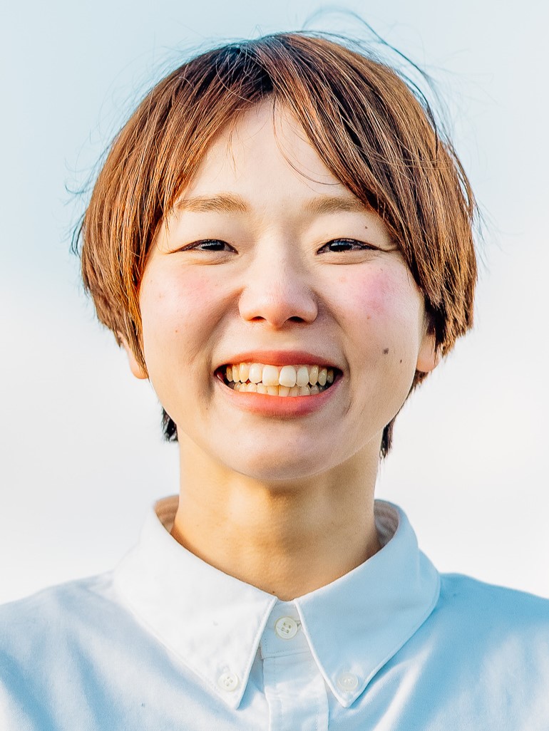夏堀 めぐみ