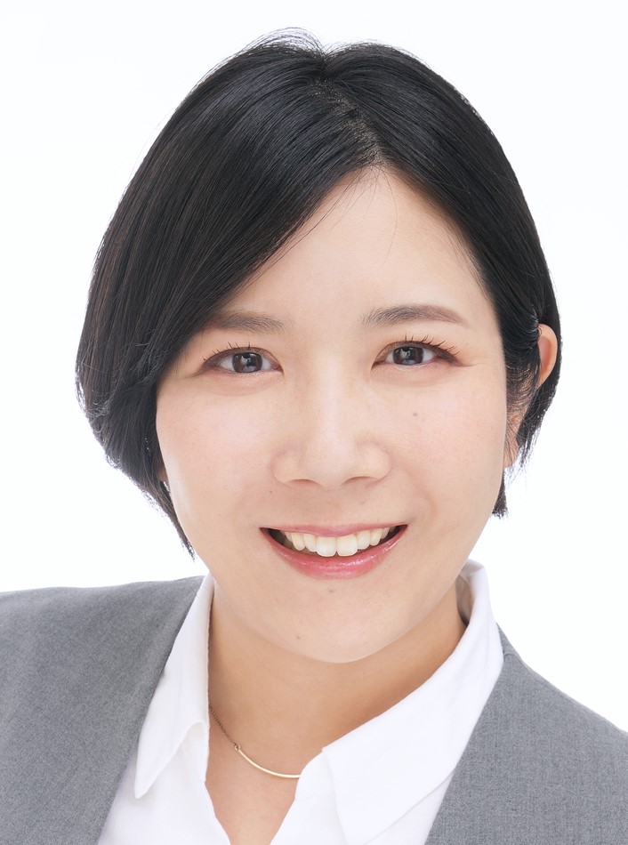 杉山 真裕子