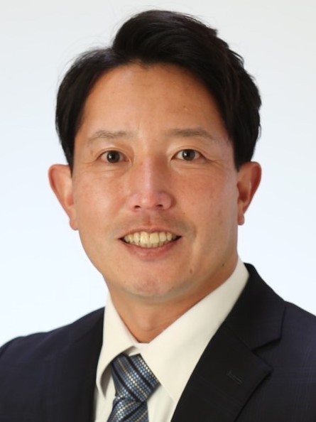 井上 まさき