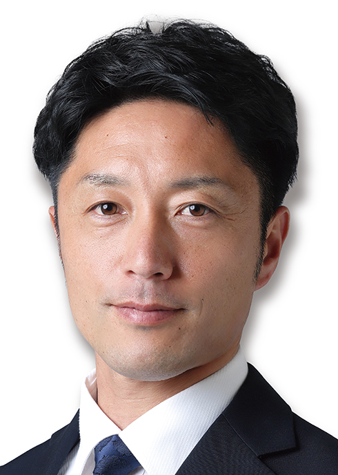 となり 祥平