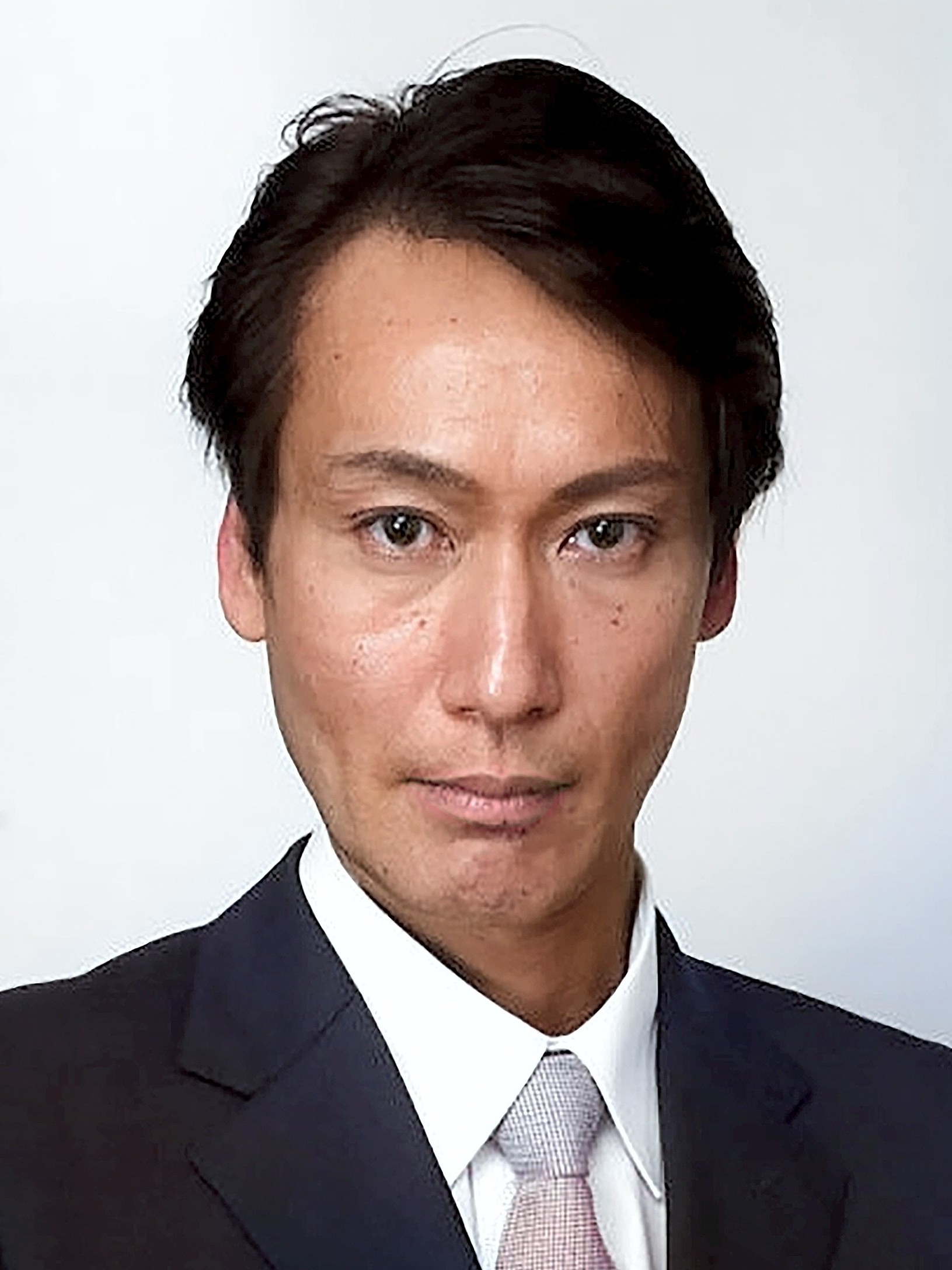瀧口 修央