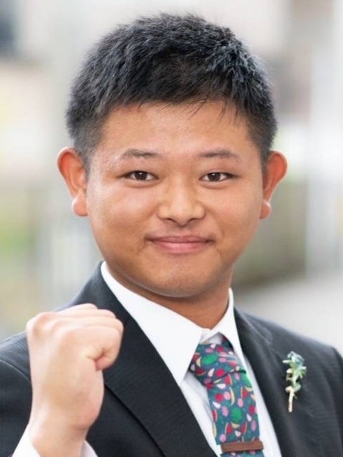 川﨑 龍希