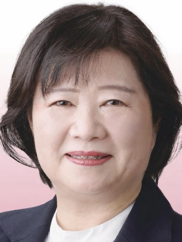 倉重 ちあき
