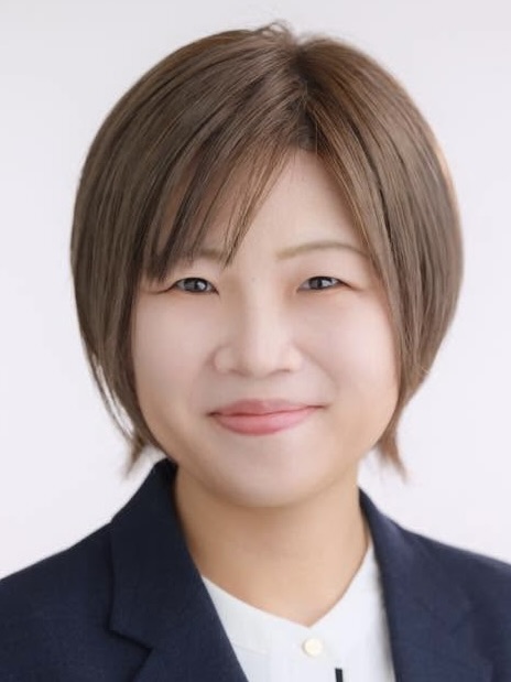 てらち ひとみ