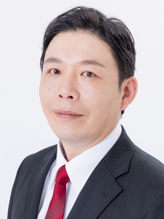 くわだ 進一