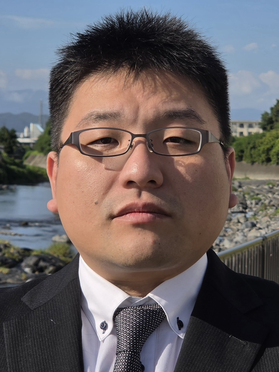 稲垣 かずや