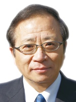 伊藤 万太郎