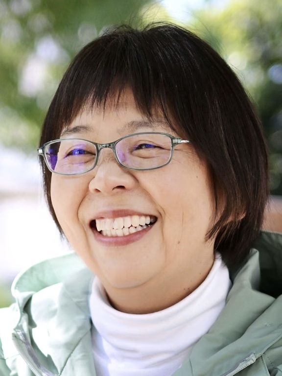 河江 明美