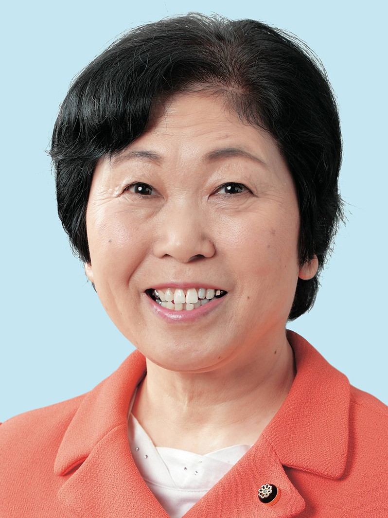 中林 かずえ