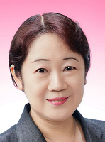 小田木 真代