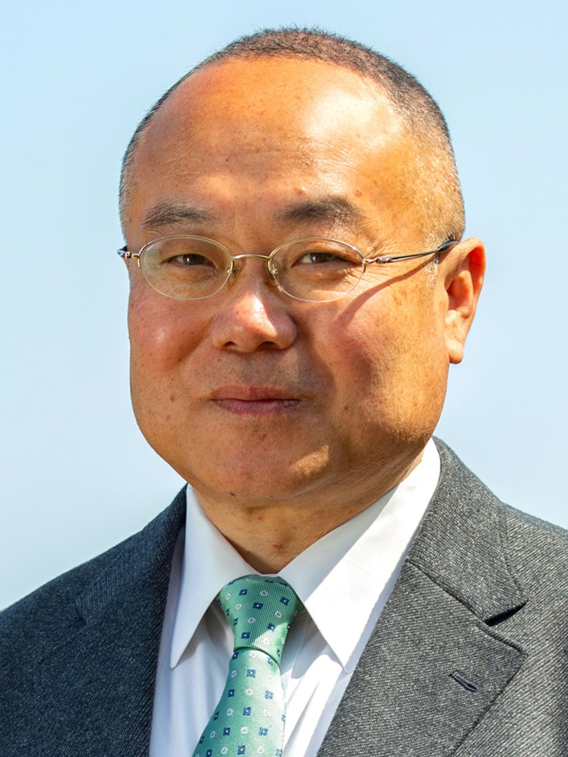 中山 やすし