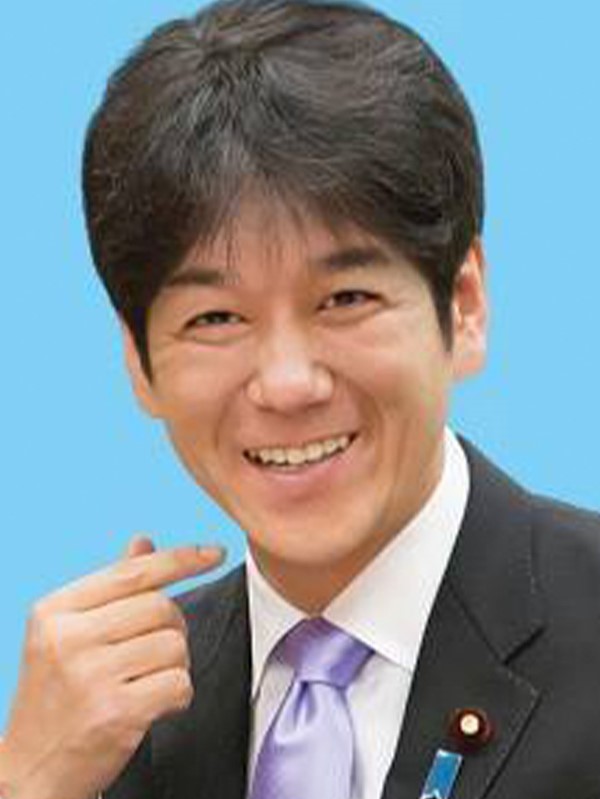 よしいえ 弘介
