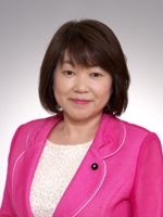 早川 育子
