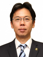 中小路 健吾